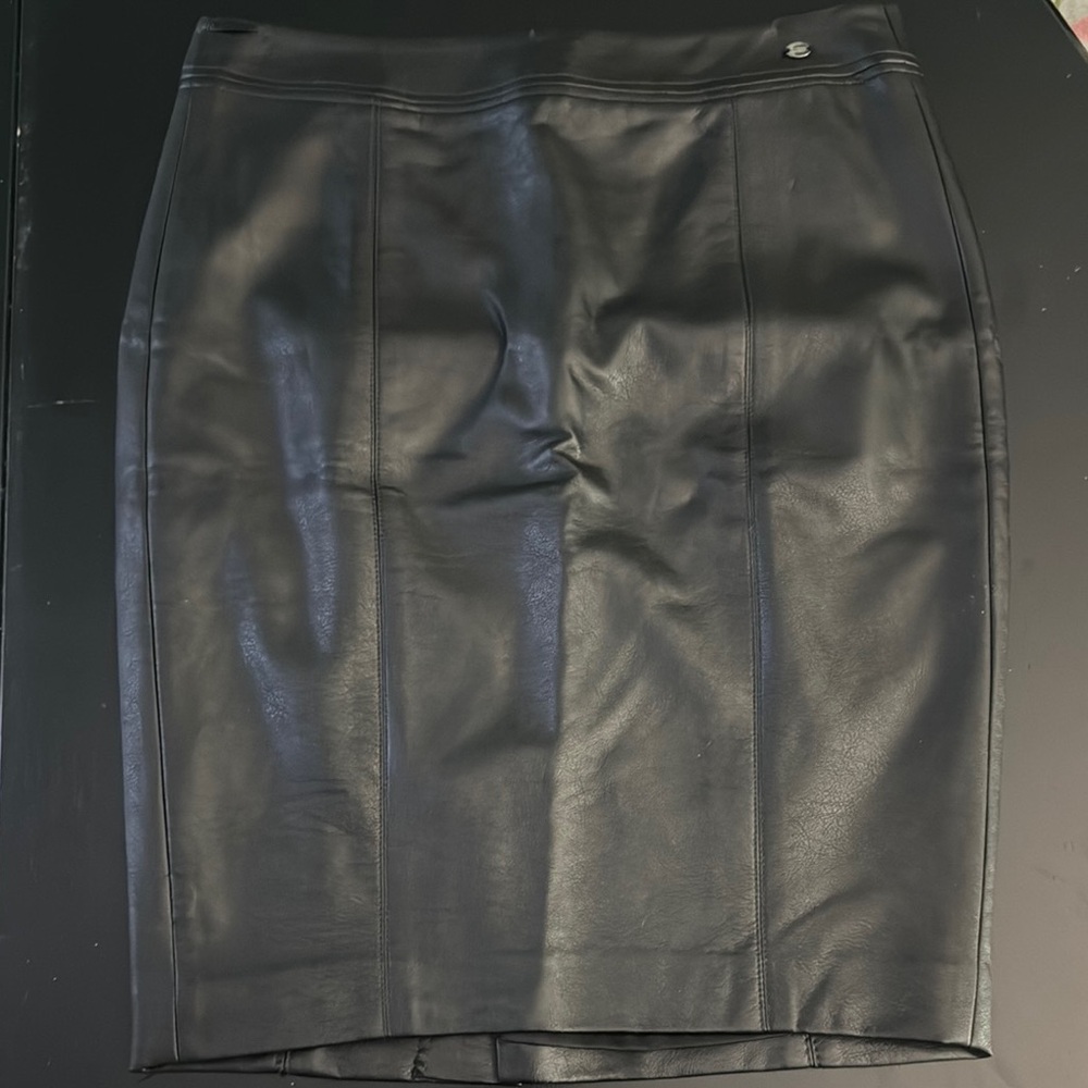 Guess Black Leather Pencil Skirt
